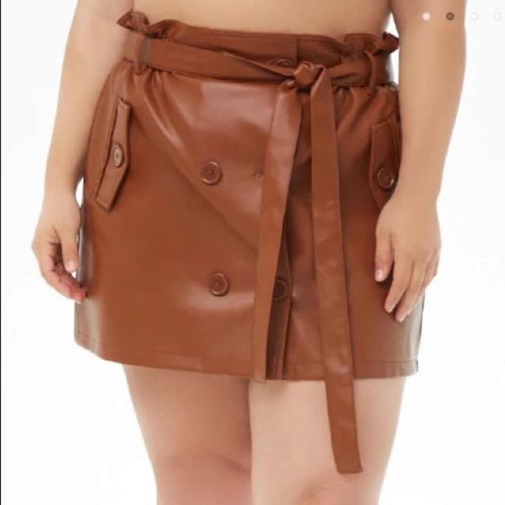 Plus Size Faux Leather Mini Skirt